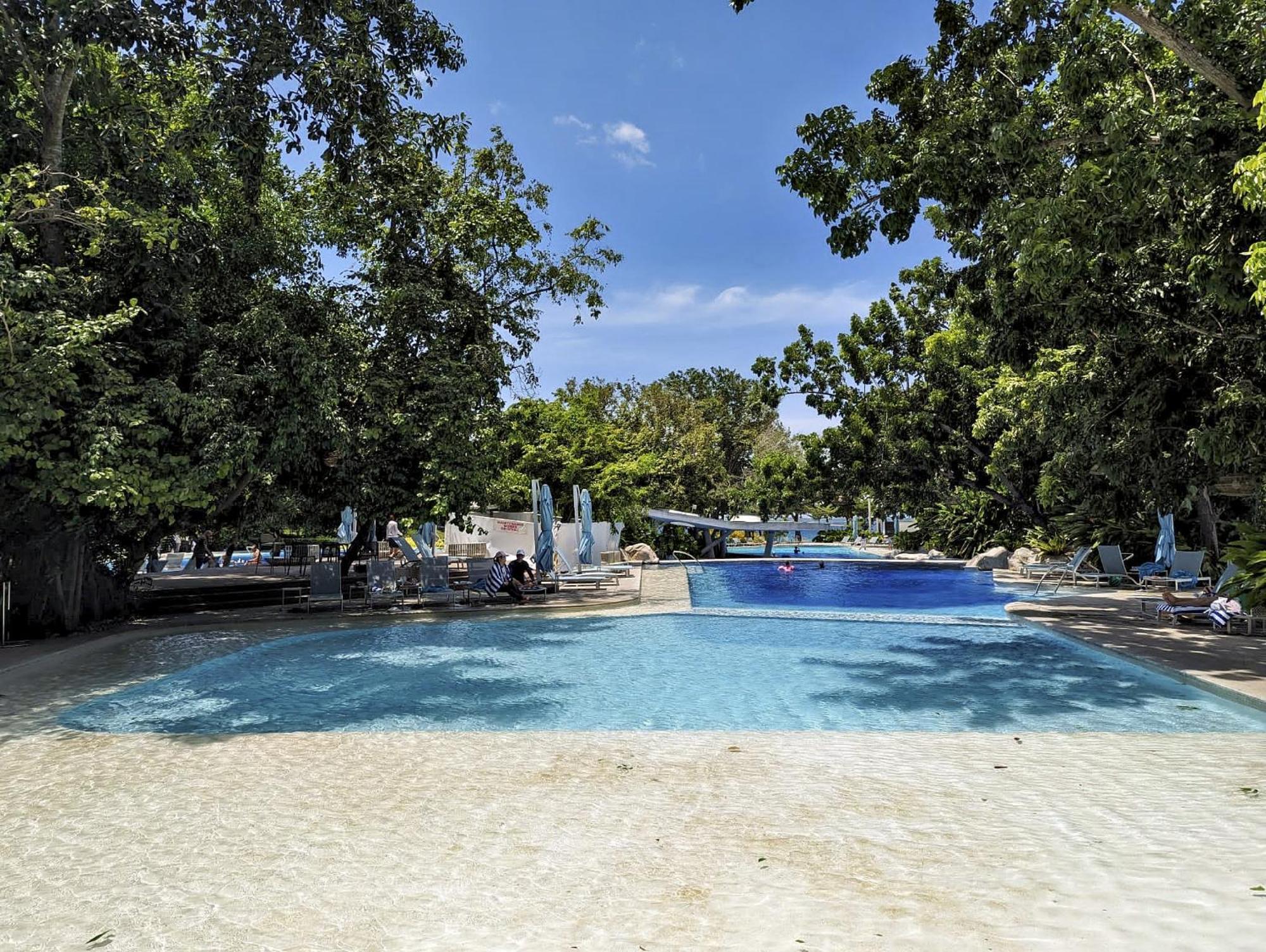Dominiks Quite And Elegant Studio Ocean View Pool At Tambuli Resort High Floor Мактан Экстерьер фото